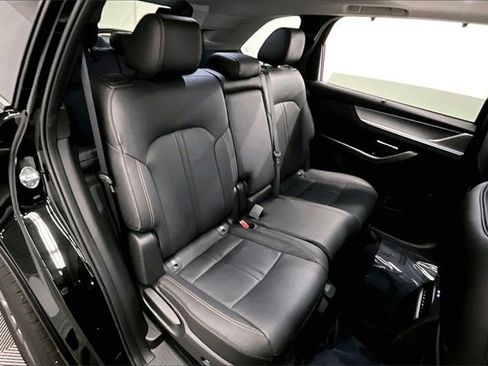 Used 2025 MAZDA CX-90 3.3 Turbo w/ Preferred Package image 22