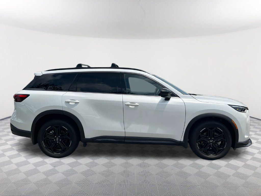 Certified 2026 INFINITI QX60 Sport w/ Dark Cargo Package AWD/4WD image 4
