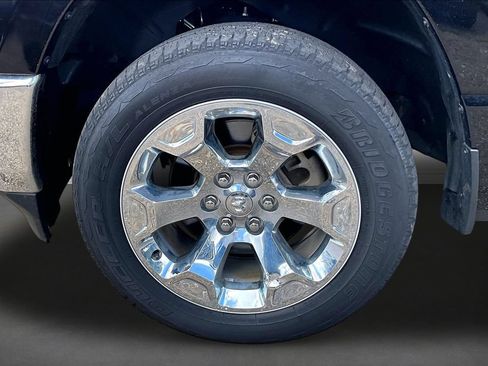 Used 2020 RAM 1500 Big Horn AWD/4WD image 32
