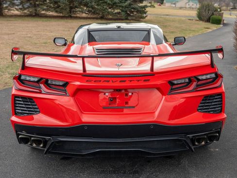 Used 2021 Chevrolet Corvette Stingray Premium Conv w/ Z51 Performance Package image 17