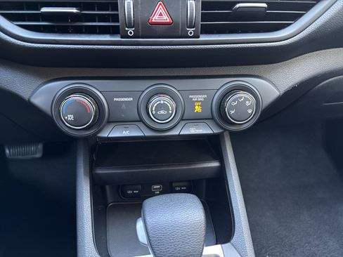 Certified 2023 Kia Forte LXS image 25