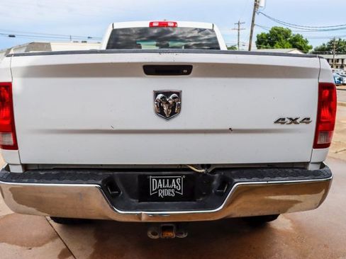 Used 2016 RAM 3500 Tradesman w/ Chrome Appearance Group AWD/4WD image 5