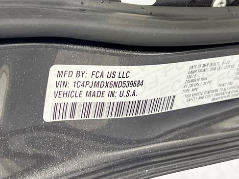 Used 2022 Jeep Cherokee Limited image 31