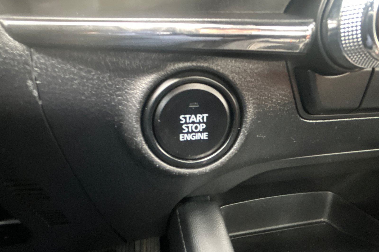 Used 2022 MAZDA MAZDA3 s FWD image 23
