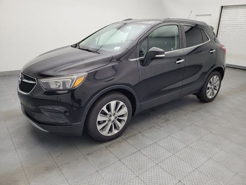 Used 2018 Buick Encore Preferred FWD image 2