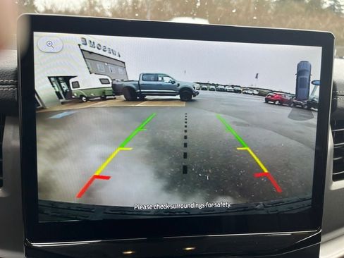 Used 2024 Ford Expedition Max XLT image 23