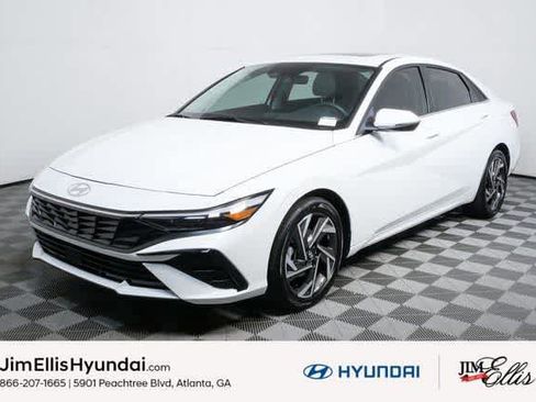 New 2025 Hyundai Elantra Limited image 26