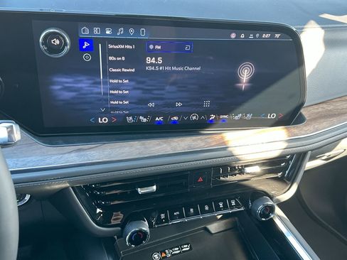 New 2026 Chevrolet Suburban High Country image 16