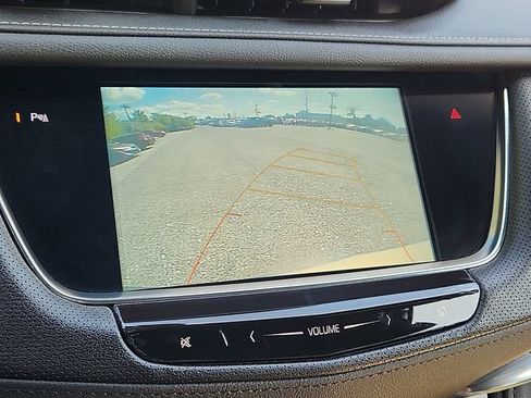 Used 2019 Cadillac XT5 Luxury FWD image 21