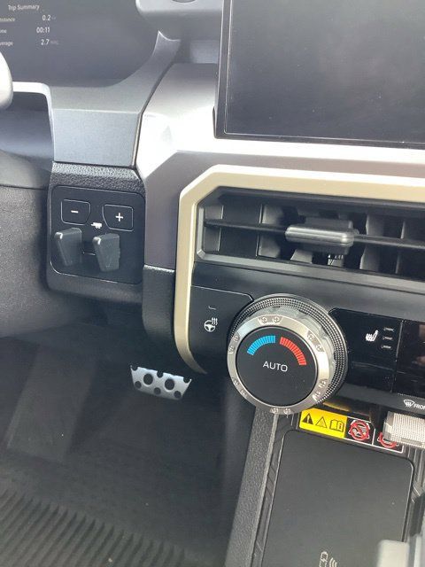 Used 2025 Toyota Tacoma TRD Sport w/ TRD Sport Upgrade Package AWD/4WD image 30