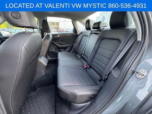 Certified 2024 Volkswagen Jetta SE w/ Panoramic Sunroof Package FWD image 14