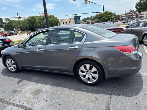 Used 2009 Honda Accord EX image 5