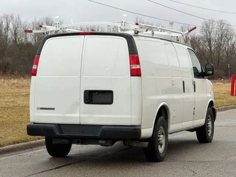 Used 2019 Chevrolet Express 2500 w/ Communications Package image 31
