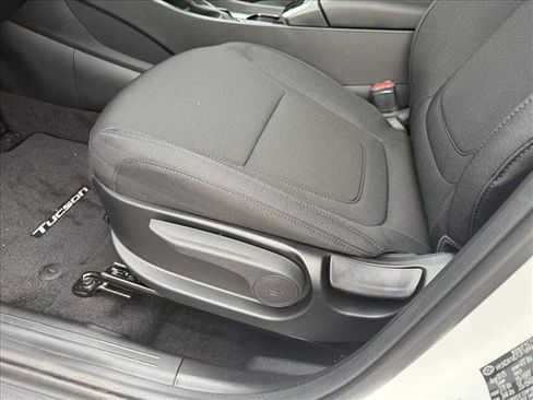 New 2026 Hyundai Tucson SE image 4