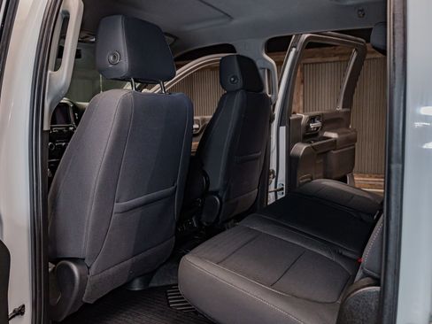 Used 2022 Chevrolet Silverado 2500 LT w/ Convenience Package image 25