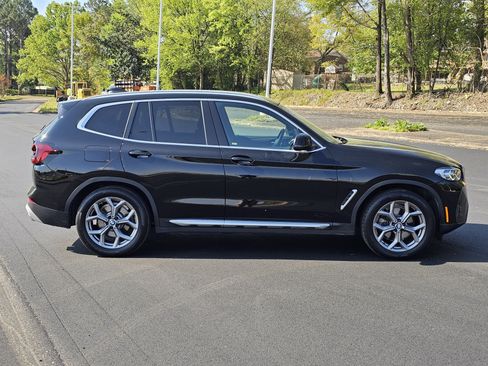 Used 2023 BMW X3 sDrive30i w/ Premium Package image 7