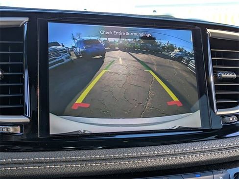 New 2026 Chrysler Pacifica Select image 22