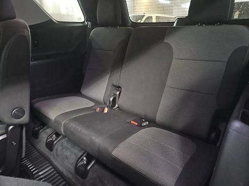 Used 2019 Chevrolet Traverse LT AWD/4WD image 14