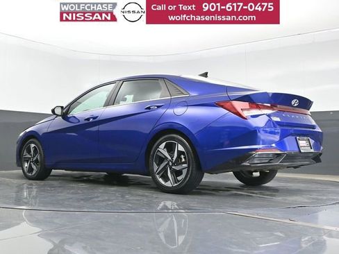 Used 2022 Hyundai Elantra Limited FWD image 21