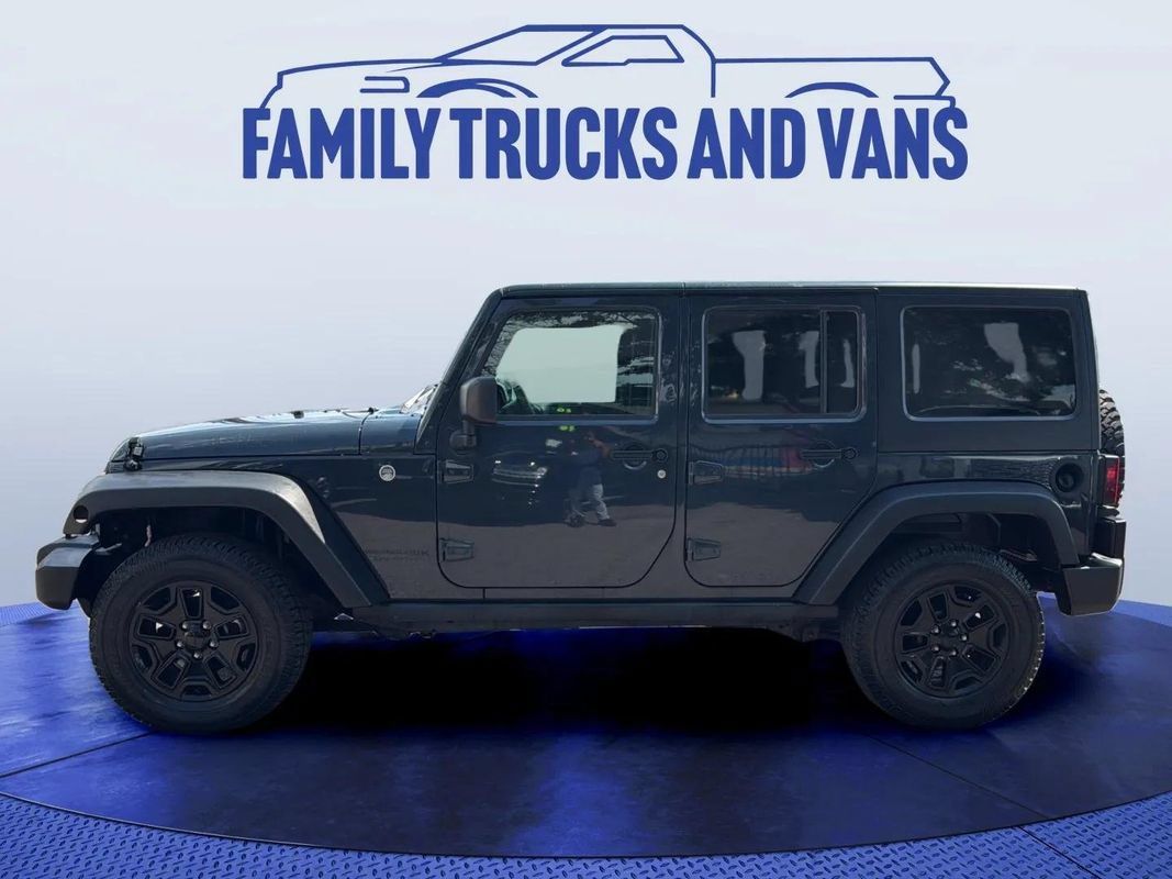 Used 2018 Jeep Wrangler Unlimited Sport w/ Quick Order Package 24W AWD/4WD image 2