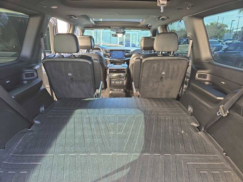 Used 2024 Jeep Wagoneer Series II w/ Convenience Group I image 24