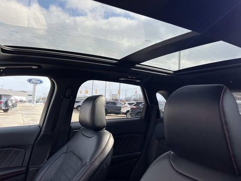 Certified 2024 Ford Edge ST-Line image 20