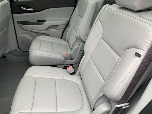 Certified 2023 GMC Acadia SLT w/ Technology Package AWD/4WD image 20