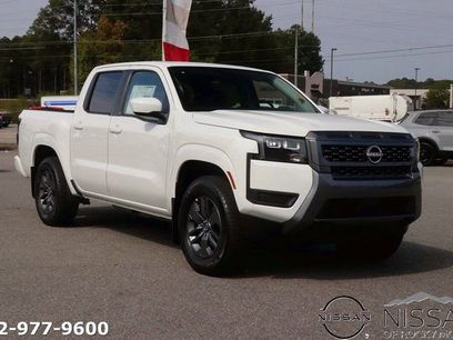 New 2026 Nissan Frontier SV w/ Tow Package