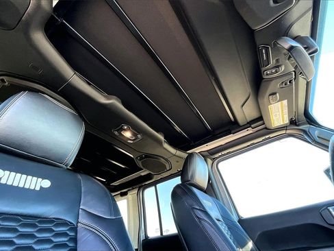 Used 2018 Jeep Wrangler Unlimited Rubicon image 22