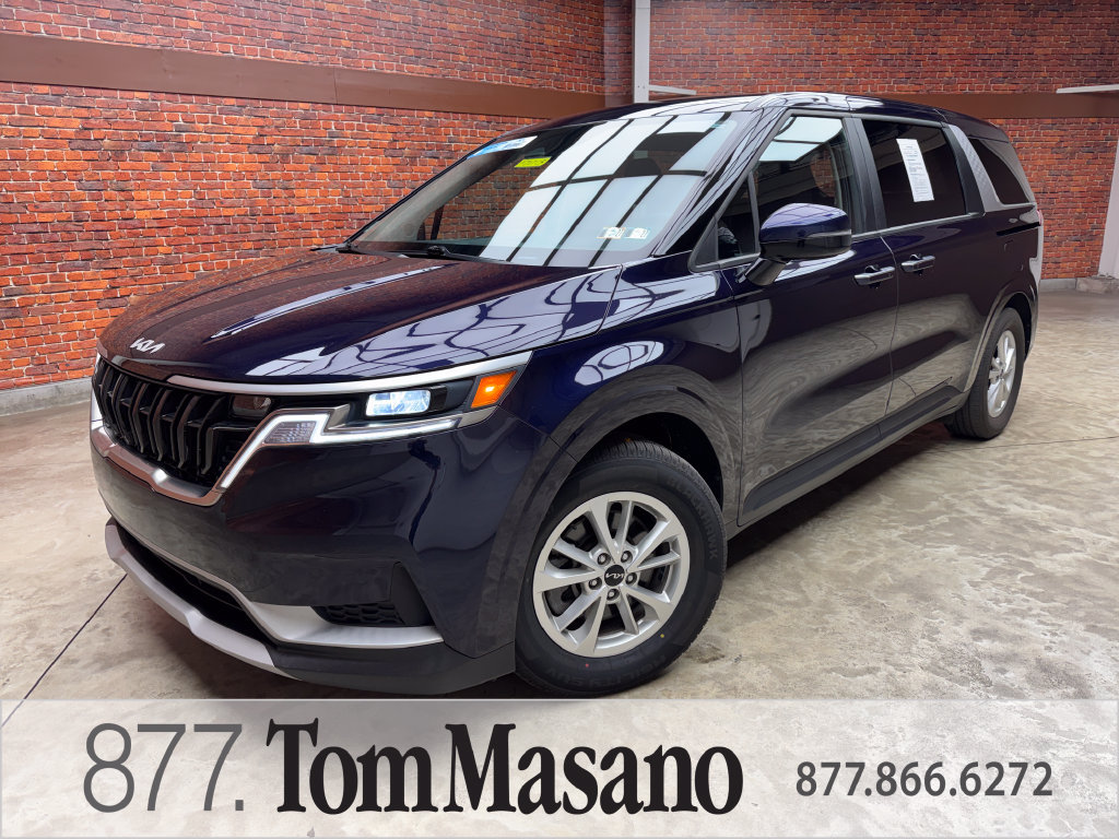 Used 2024 Kia Carnival LX FWD image 1