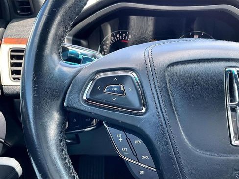 Used 2017 Lincoln MKZ Select w/ Select Plus Package AWD/4WD image 19