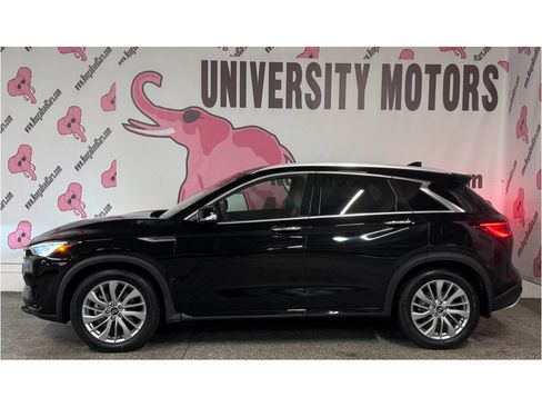 Used 2023 INFINITI QX50 Luxe FWD image 8