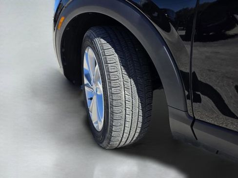 Used 2020 Buick Encore GX Preferred w/ Cold Weather Comfort Package image 39