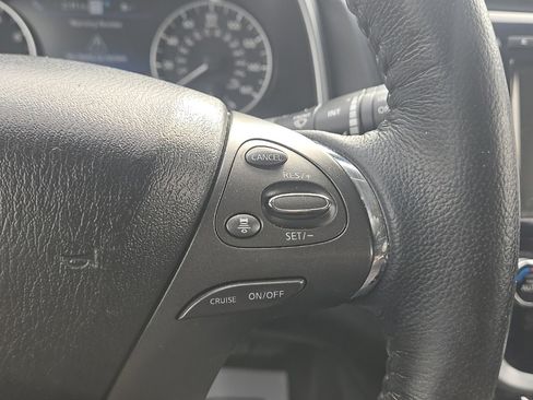 Used 2020 Nissan Murano SL w/ Moonroof Package image 17