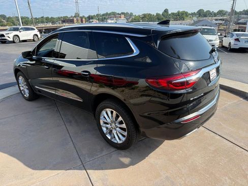 Used 2020 Buick Enclave Essence w/ Sound and Sites Package FWD image 7