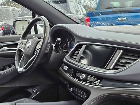 Used 2023 Buick Enclave Essence w/ Experience Buick Package image 12