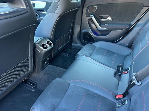 Used 2025 Mercedes-Benz CLA 250 4MATIC image 27