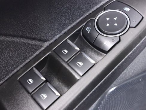 Used 2021 Ford Escape SE FWD image 28