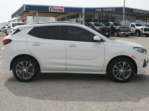 Used 2022 Buick Encore GX Select w/ Sport Touring Package image 4