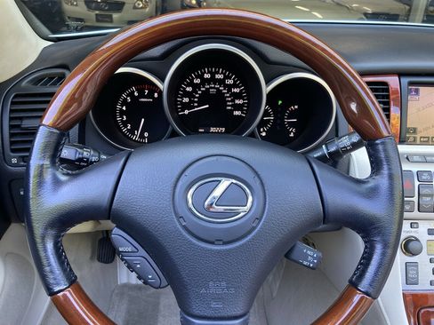 Used 2008 Lexus SC 430 Convertible image 21