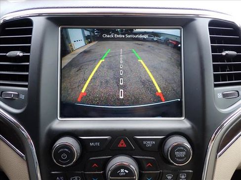 Used 2018 Jeep Grand Cherokee Limited w/ Trailer Tow Group IV AWD/4WD image 10