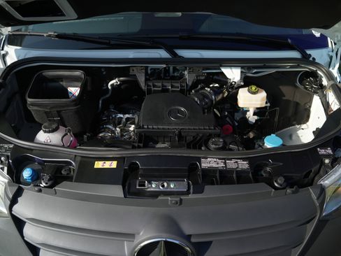 New 2025 Mercedes-Benz Sprinter 2500 image 11