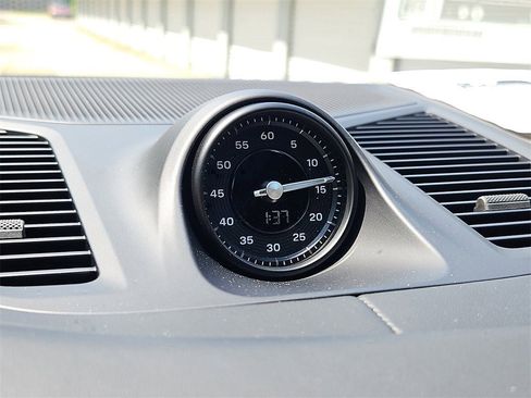 New 2025 Porsche Cayenne GTS image 15