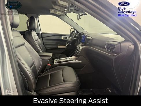 Certified 2023 Ford Explorer XLT w/ Equipment Group 202A AWD/4WD image 19
