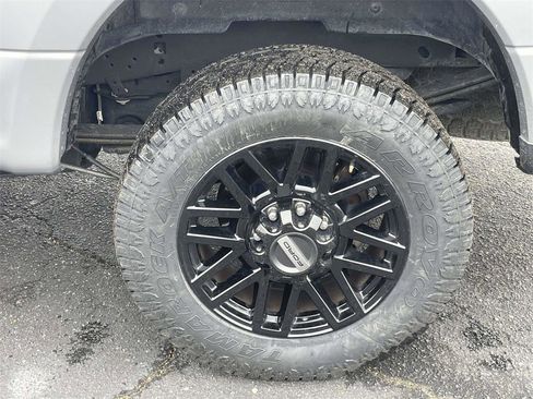 Used 2021 Ford F250 Lariat image 9