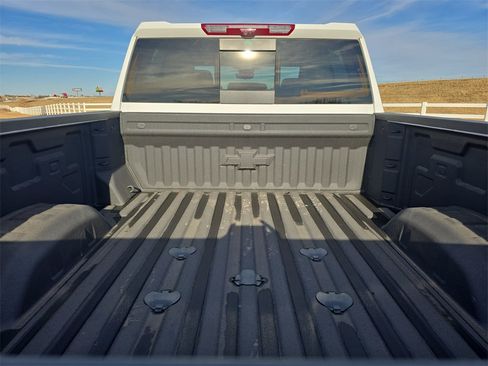 Used 2025 Chevrolet Silverado 2500 LTZ w/ LTZ Premium Package image 12