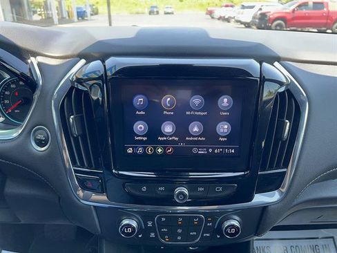 Used 2023 Chevrolet Traverse LT FWD image 28