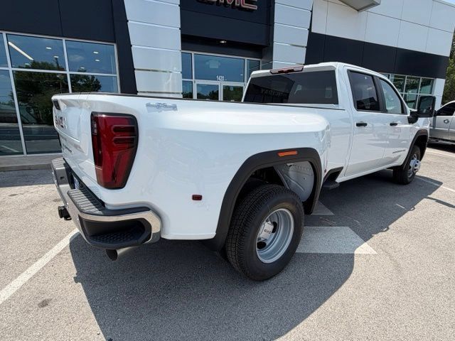New 2026 GMC Sierra 3500 Pro w/ 1SA Pro Safety Plus Package AWD/4WD image 21