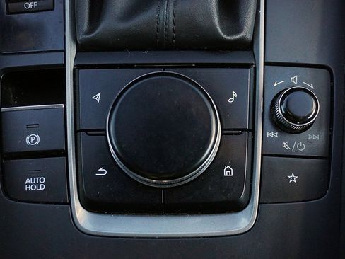 Used 2020 MAZDA MAZDA3 Select image 46