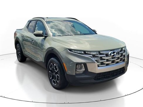 Used 2022 Hyundai Santa Cruz SEL w/ Activity Package FWD image 3